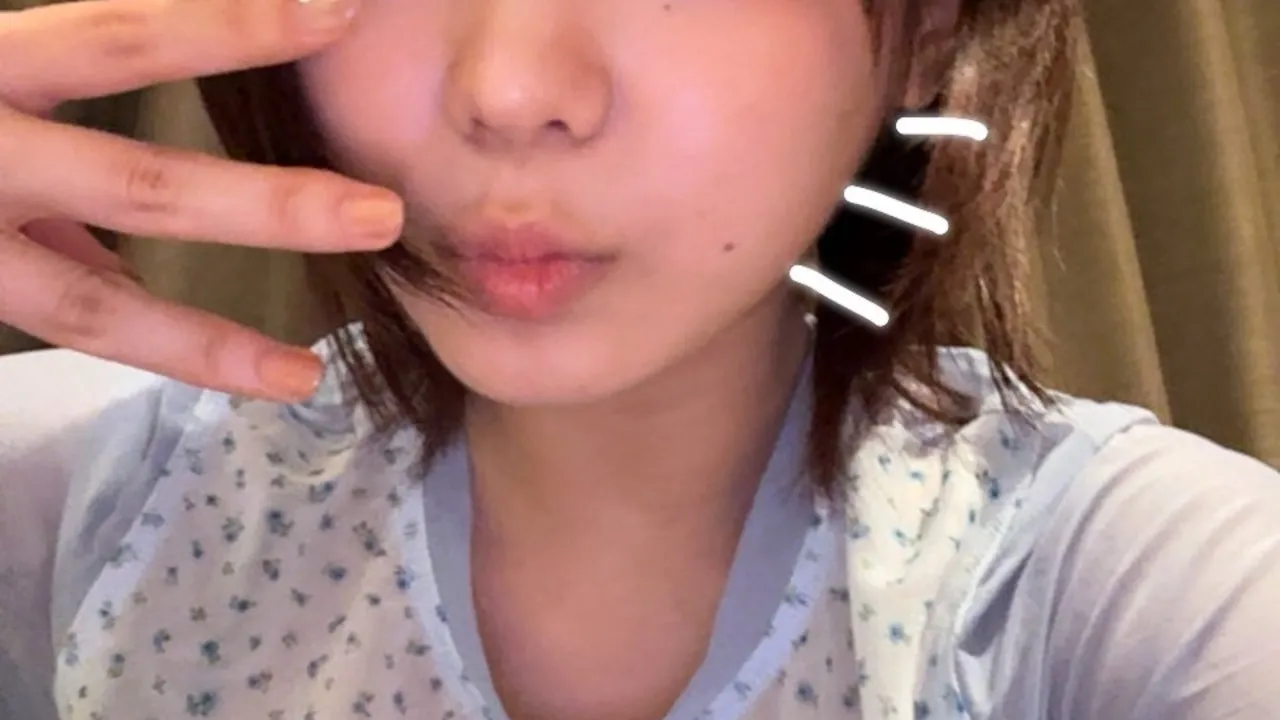 ニャ 川名凜