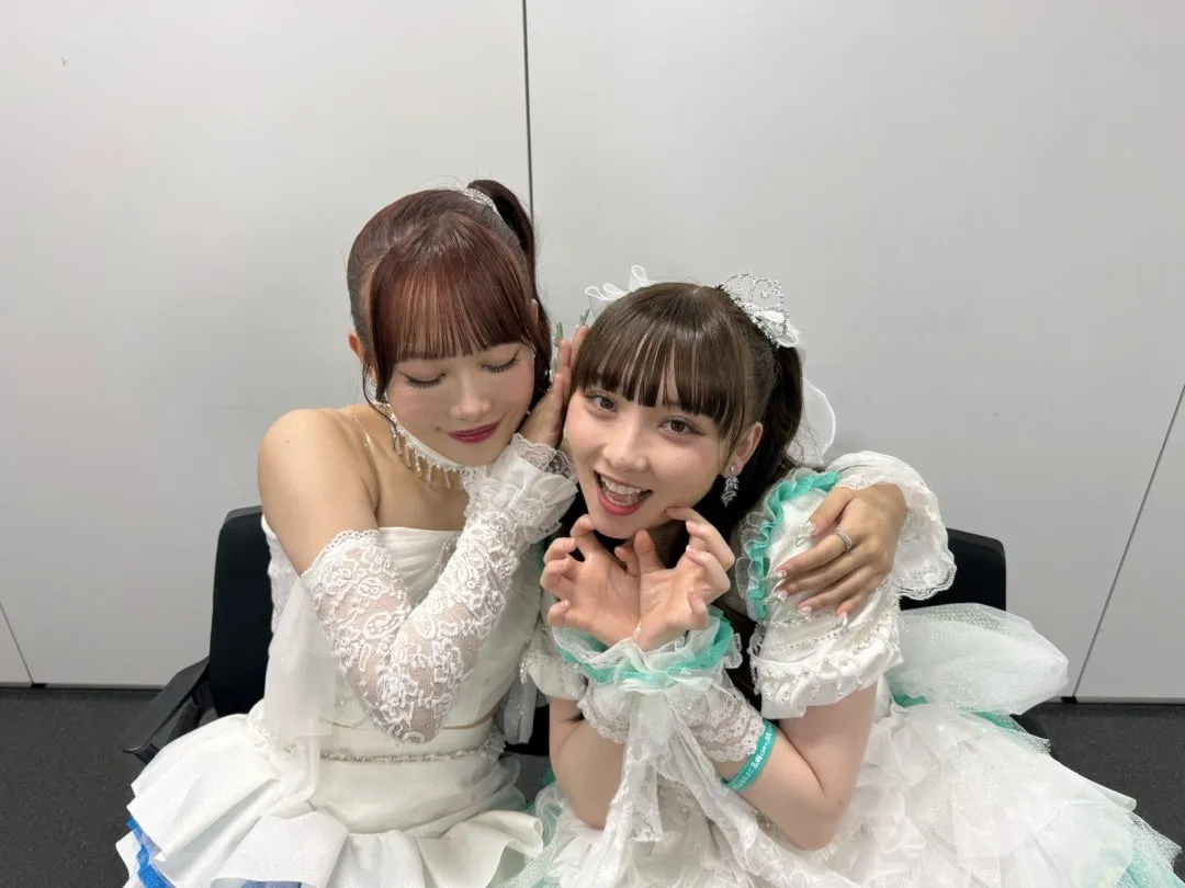 2722*ハイ!テンションな夜でした!ありがとう! 里吉うたの